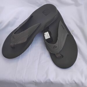 Reef  Men Gray Flip Flops Size 8
